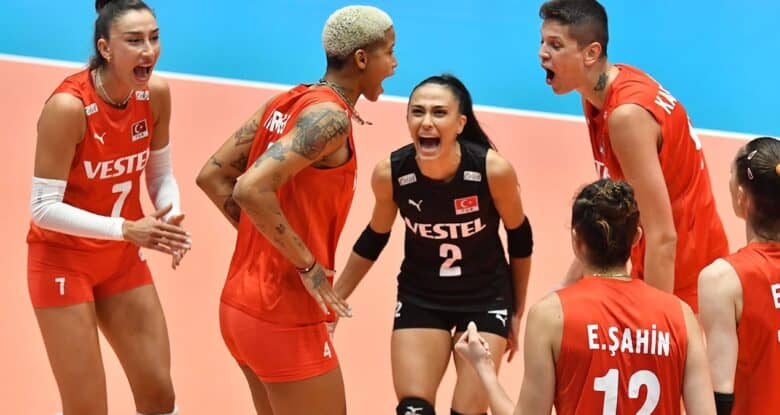 Simge Aköz'den Milli Takım Kararı VNL Kadrosunda Neden Yok
