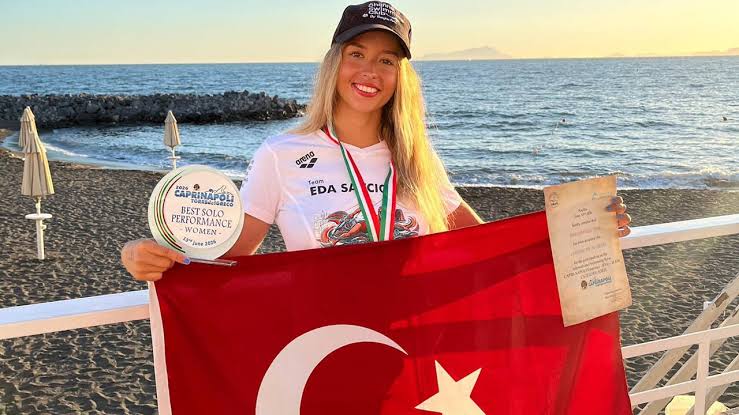 Eda Savcıgil'den İtalya'da Tarihi Maraton Şampiyonluğu