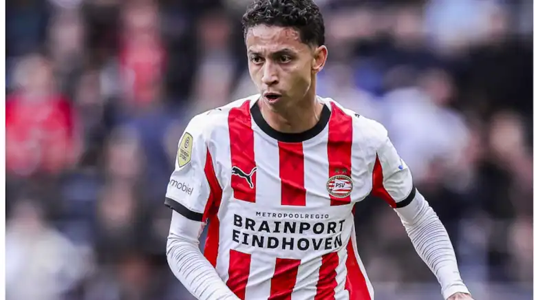 Fenerbahçe'de Sol Bek Transferinde Mauro Junior Sesleri 1 Fenerbahçe'de Sol Bek Transferinde Mauro Junior Sesleri