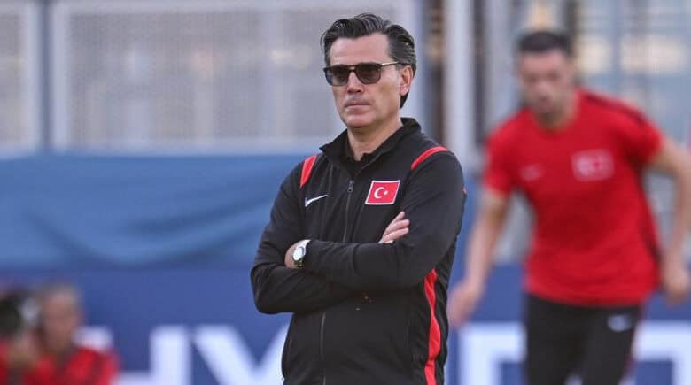 Vincenzo Montella'dan İstifa İddialarına Yanıt
