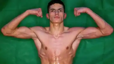UFC Yıldızı İslam Dulatov Türk Vatandaşı Oldu