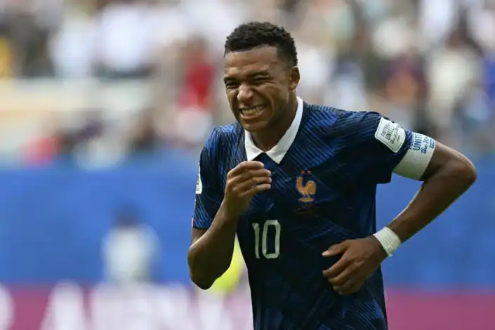 Kylian Mbappe İkinci Altın Ayakkabı Ödülünü Kazandı 1 Kylian Mbappe İkinci Altın Ayakkabı Ödülünü Kazandı