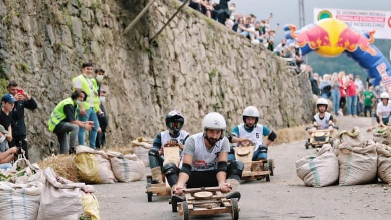 Rize Tunca'da 16. Formulaz Tahta Araba Yarışları Düzenleniyor 1 Rize Tunca'da 16. Formulaz Tahta Araba Yarışları Düzenleniyor