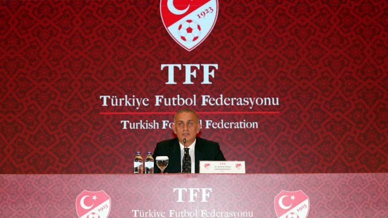 Süper Lig'de Yeni Sezon Kuralları ve VAR Yetkileri Açıklandı 1 Süper Lig'de Yeni Sezon Kuralları ve VAR Yetkileri Açıklandı