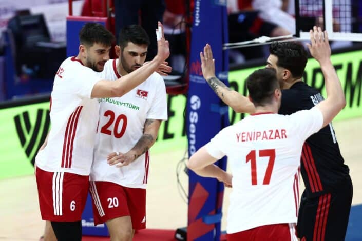 Türkiye Erkek Voleybol Takımı Dünyada İlk 10'a Girdi 1 Türkiye Erkek Voleybol Takımı Dünyada İlk 10'a Girdi