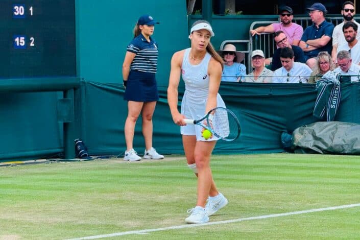 Zeynep Sönmez, Wimbledon'a İkinci Turda Veda Etti 1 Zeynep Sönmez, Wimbledon'a İkinci Turda Veda Etti