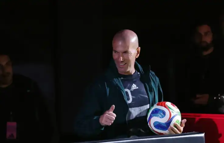 Zinedine Zidane Fransa'nın Yeni Teknik Direktörü Oluyor 1 Zinedine Zidane Fransa'nın Yeni Teknik Direktörü Oluyor
