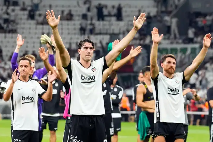 Beşiktaş, Avrupa Ligi Play-Off İlk Maçında Kauno Zalgiris'i 3-0 Yendi 1 Beşiktaş, Avrupa Ligi Play-Off İlk Maçında Kauno Zalgiris'i 3-0 Yendi