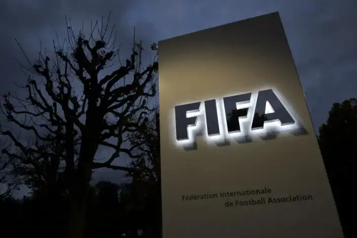 FIFA'dan Dört Türk Takımına Transfer Yasağı
