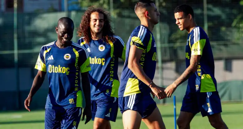 Fenerbahçe'nin Şampiyonlar Ligi'ndeki Lyon Maçı Kadrosu Belli Oldu