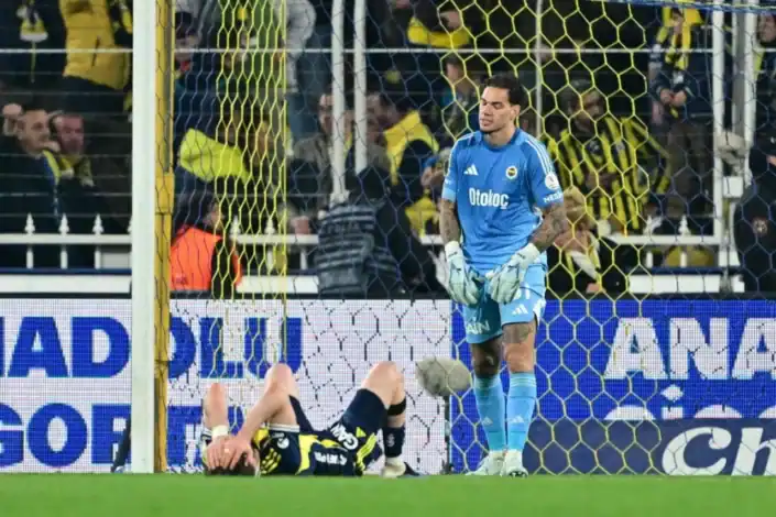 Fenerbahçe'nin Sturm Graz Maçı Kadrosunda İki Eksik