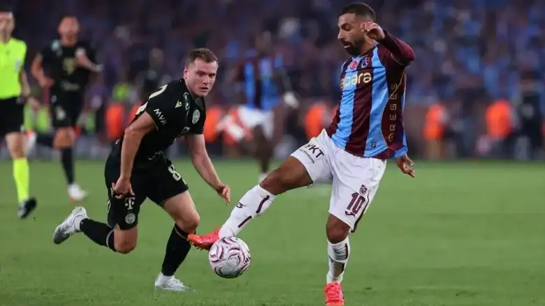 Trabzonspor, Avrupa Ligi Play-Off İlk Maçında Ferencvaros'a Yenildi 1 Trabzonspor, Avrupa Ligi Play-Off İlk Maçında Ferencvaros'a Yenildi