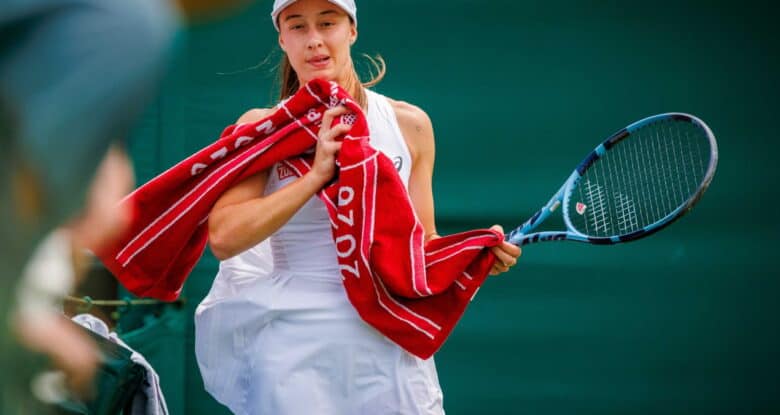 Zeynep Sönmez Cincinnati Open'da Tur Atladı 1 Zeynep Sönmez Cincinnati Open'da Tur Atladı