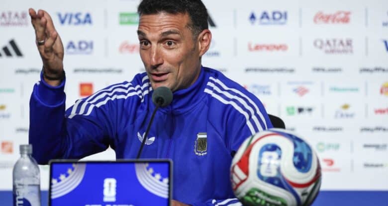 Arjantin Futbol Federasyonu'ndan Lionel Scaloni'ye Yeni Sözleşme Teklifi 1 Arjantin Futbol Federasyonu'ndan Lionel Scaloni'ye Yeni Sözleşme Teklifi
