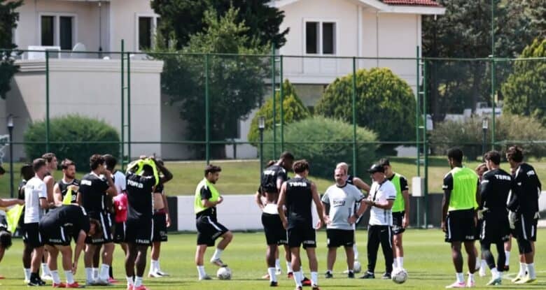 Beşiktaş, Fenerbahçe Derbisi Hazırlıklarını Tamamladı 1 Beşiktaş, Fenerbahçe Derbisi Hazırlıklarını Tamamladı