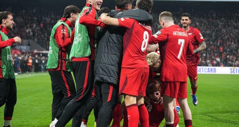 Dört Büyüklerden Milli Takımlara 57 Futbolcu Gidiyor 1 Dört Büyüklerden Milli Takımlara 57 Futbolcu Gidiyor