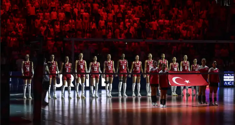 Filenin Sultanları CEV 2026 Avrupa Şampiyonası'nda Çeyrek Finalde 1 Filenin Sultanları CEV 2026 Avrupa Şampiyonası'nda Çeyrek Finalde