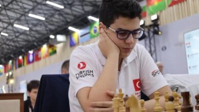 Milli Satranççı Yağız Kaan Erdoğmuş'tan Tarihi Rekor 6 Milli Satranççı Yağız Kaan Erdoğmuş'tan Tarihi Rekor