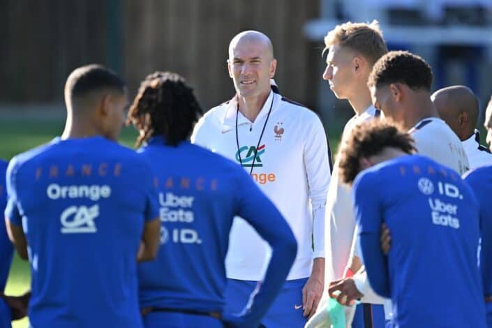 Zidane, Türkiye Maçında Mbappe'yi Sol Kanatta Oynatabilir