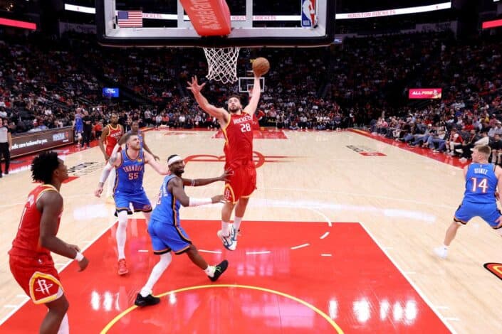Şengün 23 sayı 10 ribauntla oynadı; Rockets Dallas'ı 128-110 yendi 1 Alperen Şengün, Houston Rockets formasıyla Dallas Mavericks potasına sayı ararken