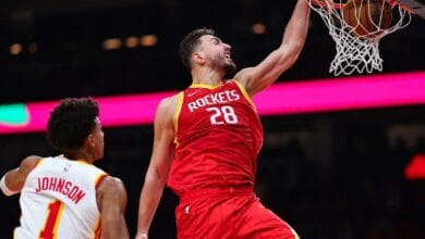 Alperen Şengün bel ağrısı nedeniyle Bucks maçında yok 6 Alperen Şengün, Houston Rockets formasıyla maçta
