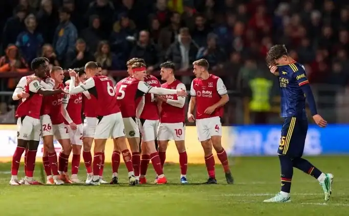 Fleetwood ile Arsenal arasındaki Lig Kupası maçında penaltı atışları