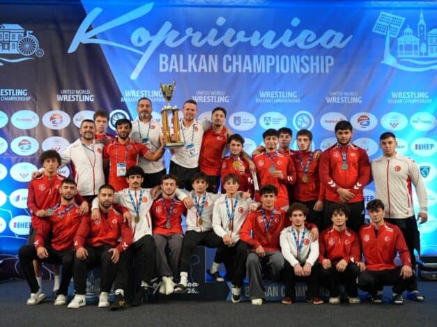 Türkiye 20 yaş altı güreşte Balkan Şampiyonası'nda 47 madalya aldı 1 Türkiye 20 yaş altı güreşte Balkan Şampiyonası'nda 47 madalya aldı