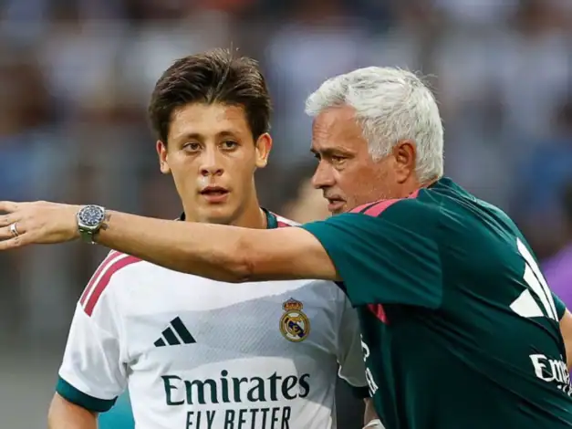 Arda Güler, Mourinho'nun vazgeçilmezleri arasına girdi 1 Arda Güler, Real Madrid formasıyla Barcelona karşısında El Clasico'da