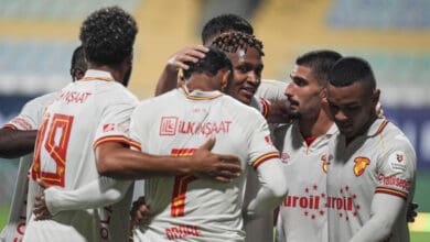 Eyüpspor 10 kişi kaldı, sahasında Göztepe'ye 4-0 yenildi 6 Eyüpspor 10 kişi kaldı, sahasında Göztepe'ye 4-0 yenildi