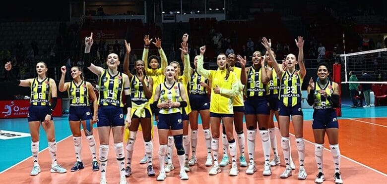 Fenerbahçe Medicana, Eczacıbaşı Peron İstanbul'u 3-1 mağlup etti 1 Fenerbahçe Medicana ile Eczacıbaşı Peron İstanbul arasındaki voleybol maçı