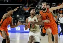 Fenerbahçe Tarfin basketbolcuları Valencia Basket deplasmanında mücadele ederken