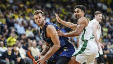 Fenerbahçe Tarfin, Zalgiris'i 99-80 mağlup etti 9 Fenerbahçe Tarfin, Zalgiris'i 99-80 mağlup etti