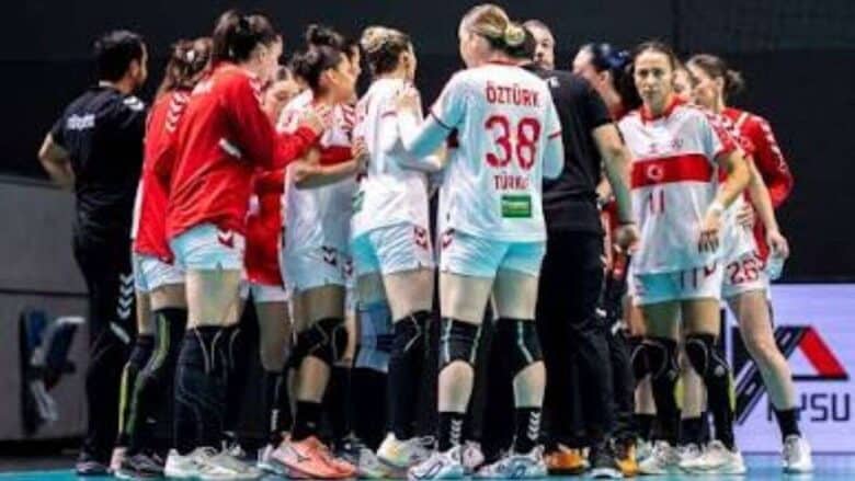 Kadın Hentbol Milli Takımı Ankara'da kampa giriyor 1 Kadın Hentbol Milli Takımı Ankara'da kampa giriyor