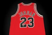 Michael Jordan'ın 1998 final forması 14 milyon dolara alıcı buldu