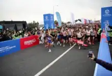 Osmangazi Köprüsü'nde Cumhuriyet koşusuna katılan sporcular