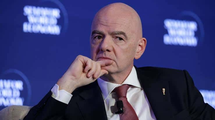 FIFA Başkanı Infantino Özür Diledi Ancak Soru İşaretleri Giderilmedi 1 FIFA Başkanı Infantino Özür Diledi Ancak Soru İşaretleri Giderilmedi