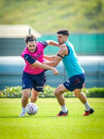 Trabzonspor, Samsunspor deplasmanı kadrosunu açıkladı 1 Trabzonspor, Samsunspor deplasmanı kadrosunu açıkladı