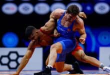 Yüksel Sarıçiçek, Astana'daki dünya şampiyonasında grekoromen 82 kilo finalinde minderde