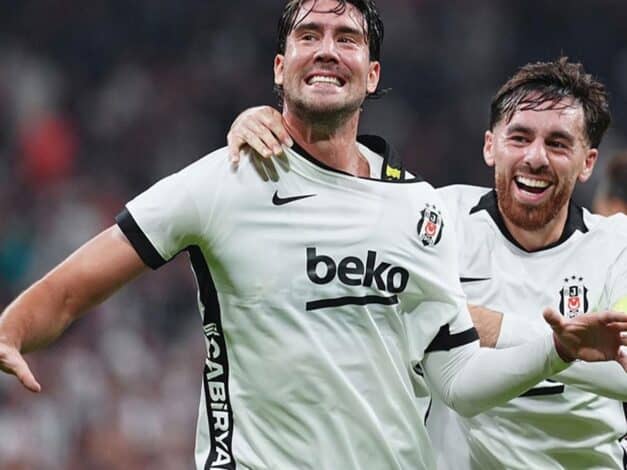 Vlahovic'ten Beşiktaş tarihine geçen istatistik
